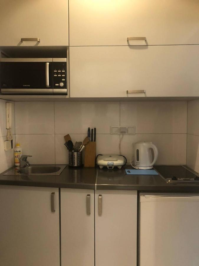 P&J Apartamenty Sw. Krzyza Krakau Buitenkant foto